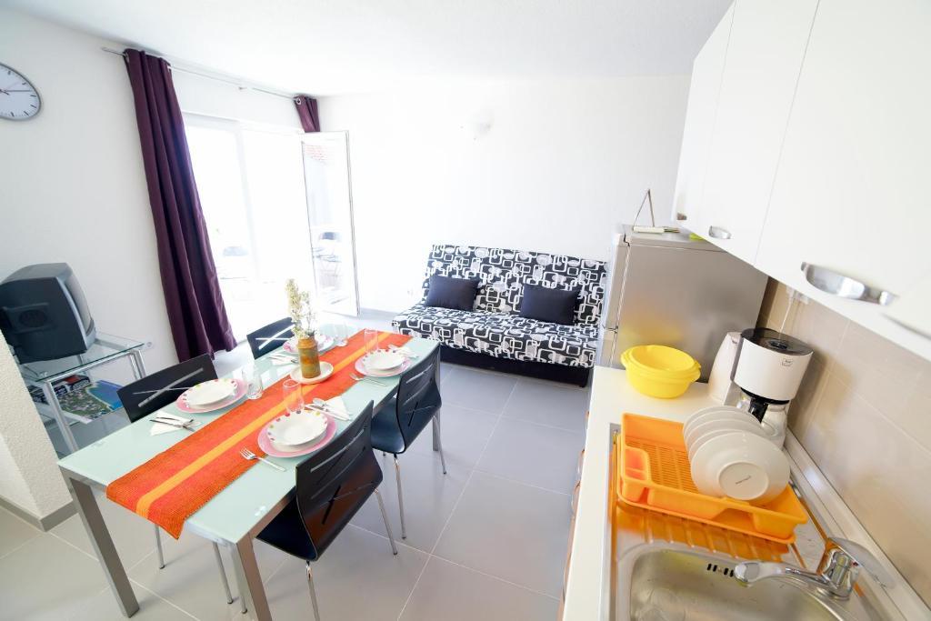 Apartments 1234 Міміце Номер фото